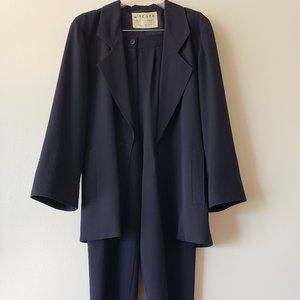 Jaeger Women's Elegant Navy Pants Suit Size 4